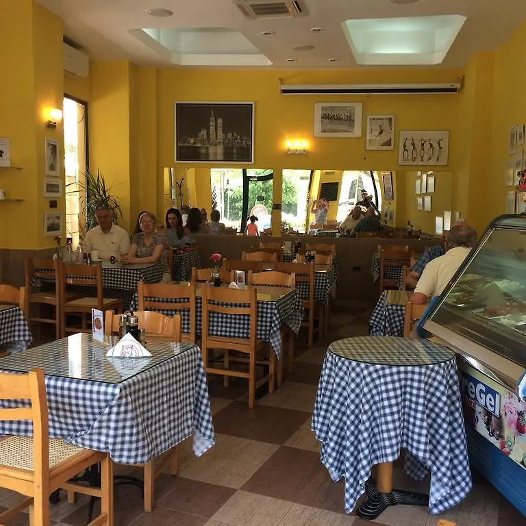 Bed & Breakfast Stephen Center B&B Tirana