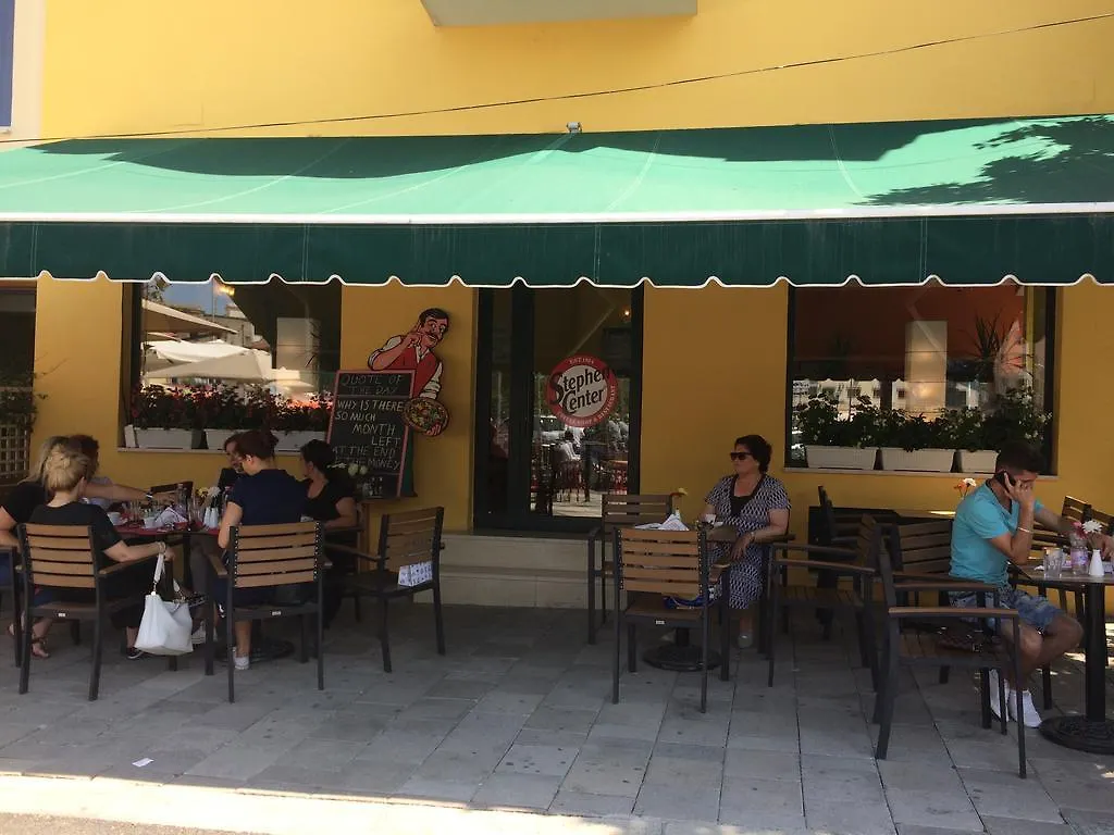Bed & Breakfast Stephen Center B&B Tirana