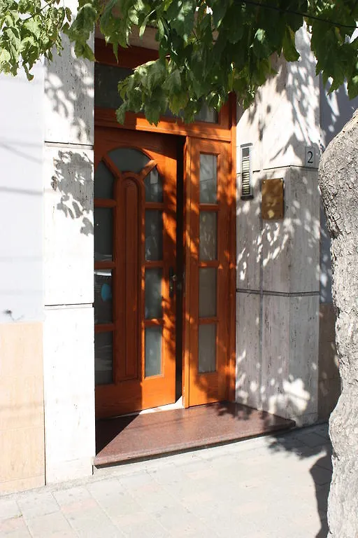*** Frühstückspension Stephen Center B&B Tirana Albanien